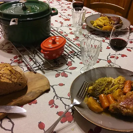 Havre De Paix En Campagne, Table D'hotes Bio, Familiale Confortable - Fr-1-582-465 Sembadel