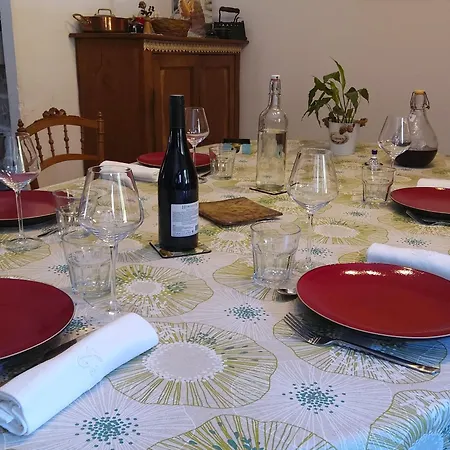 Havre De Paix En Campagne, Table D'hotes Bio, Familiale Confortable - Fr-1-582-465
